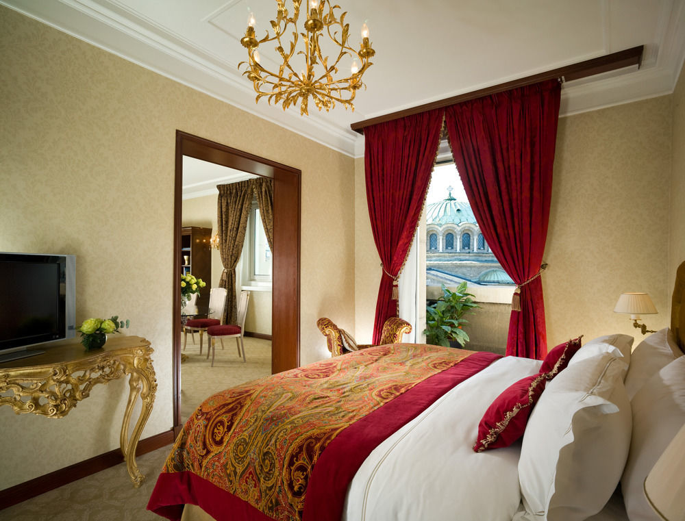 Huntington Hotel 3*